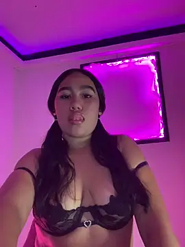 Alexia-bunny online show from March 2026 05:00:02 AM