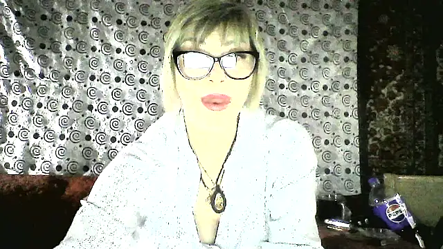 Snapshot of Lia_Rayss chatting on March 2026 08:24:01 PM Lia Rayss online show from March 2026 08:24:01 PM