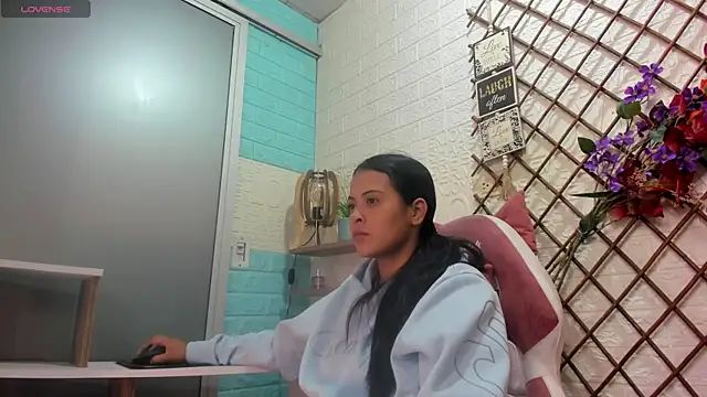 LITTLE-NESSA online show from April 2026 12:03:01 PM