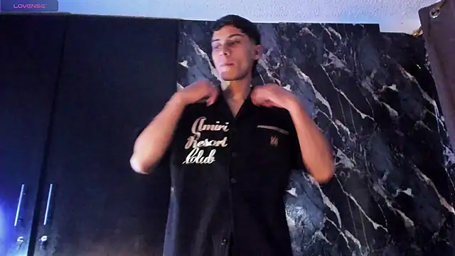 Snapshot of Axel_DavisSM chatting on March 2026 01:00:02 AM Axel DavisSM online show from March 2026 01:00:02 AM