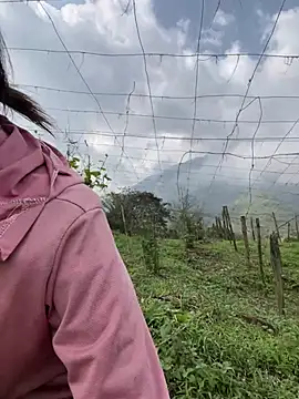 Sullyy lux online show from March 2026 02:26:01 AM