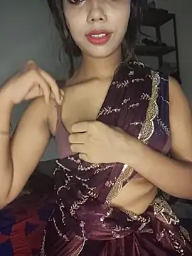 Candyy crushh online show from July 2026 09:09:02 PM