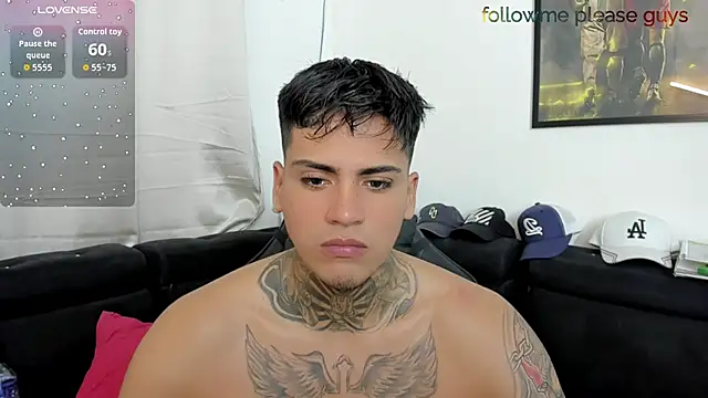 Snapshot of sweetlatinoboy chatting on April 2026 10:37:01 PM sweetlatinoboy online show from April 2026 10:37:01 PM