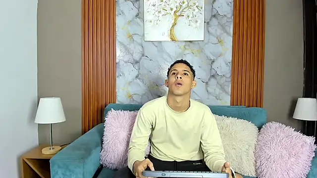 SEXY BIG COCK online show from April 2026 01:15:01 PM