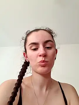 Snapshot of starlight_mo chatting on April 2026 03:39:01 PM starlight mo online show from April 2026 03:39:01 PM