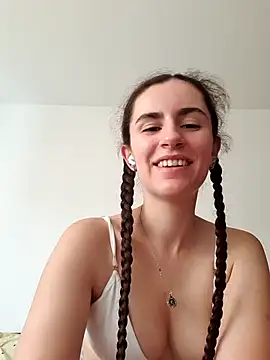Snapshot of starlight_mo chatting on June 2026 03:21:02 PM starlight mo online show from June 2026 03:21:02 PM