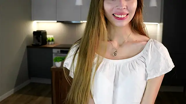 Snapshot of HermaFrain chatting on April 2026 08:02:01 PM HermaFrain online show from April 2026 08:02:01 PM