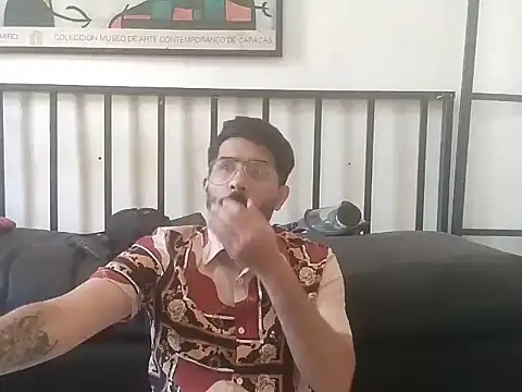 Yokitox online show from April 2026 07:41:01 PM