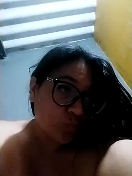 LatinSquirtBaby online show from May 2026 01:33:02 AM