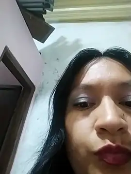 LatinSquirtBaby online show from May 2026 02:32:01 PM