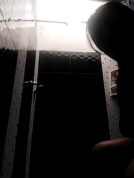 LatinSquirtBaby online show from May 2026 07:23:02 PM