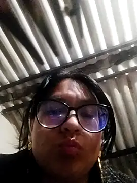 Snapshot of LatinSquirtBaby chatting on July 2026 01:54:01 AM LatinSquirtBaby online show from July 2026 01:54:01 AM
