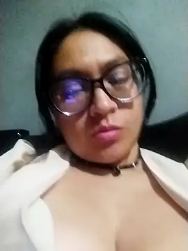 Snapshot of LatinSquirtBaby chatting on July 2026 01:10:02 AM LatinSquirtBaby online show from July 2026 01:10:02 AM