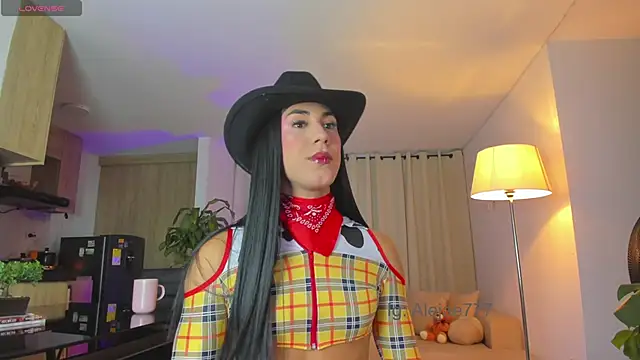 Snapshot of Aleja_evangeline chatting on June 2026 11:02:01 AM Aleja evangeline online show from June 2026 11:02:01 AM
