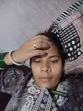 Pallavi cute online show from August 2026 06:00:01 PM