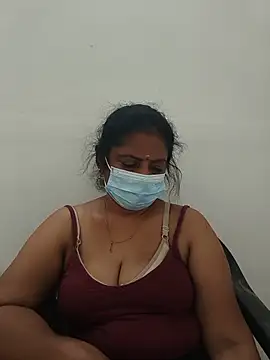 Snapshot of tamil_manjalmaami chatting on August 2026 05:40:01 AM tamil manjalmaami online show from August 2026 05:40:01 AM