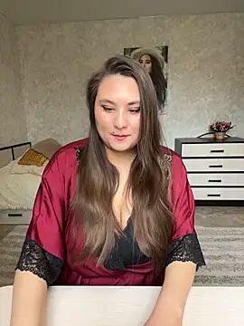 AgathaMyers online show from April 2026 06:00:02 AM