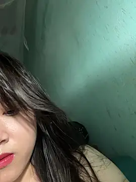 Lauraa68 online show from March 2026 06:49:01 AM