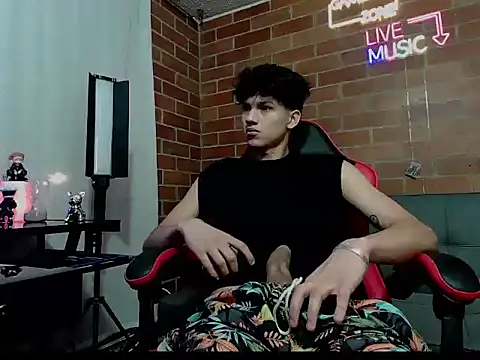 Kurtt   online show from March 2026 03:55:02 AM