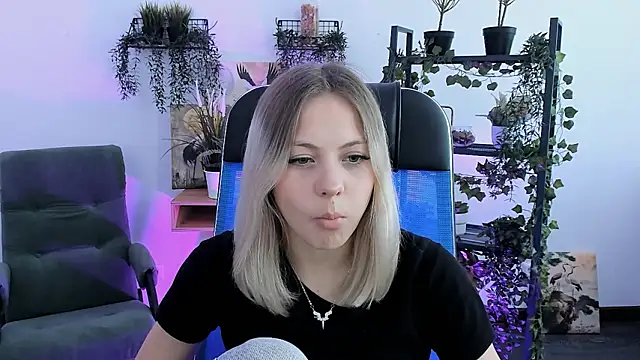 BlossomVibe online show from March 2026 07:57:02 AM