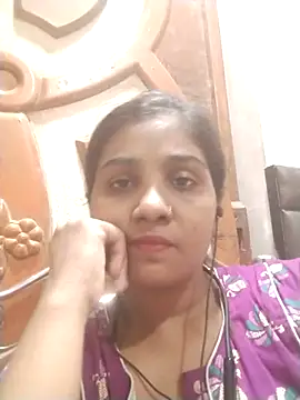 Snapshot of LovelyRenu chatting on March 2026 08:53:02 AM LovelyRenu online show from March 2026 08:53:02 AM