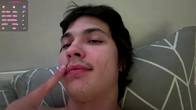 AliaShawase online show from May 2026 05:54:01 PM