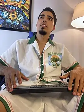 Snapshot of SimonNessman chatting on March 2026 07:08:01 PM SimonNessman online show from March 2026 07:08:01 PM