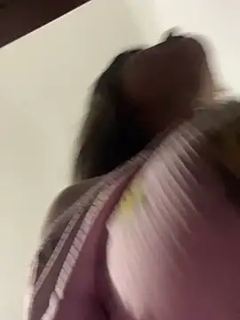 Snapshot of Ameliax200 chatting on March 2026 03:43:01 AM Ameliax200 online show from March 2026 03:43:01 AM