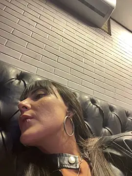 vibe prive online show from April 2026 09:41:02 PM