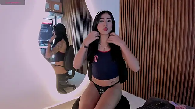 CandyGlow  online show from May 2026 05:34:02 PM