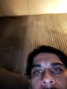 Snapshot of bbyyyours66 chatting on March 2026 04:27:02 AM bbyyyours66 online show from March 2026 04:27:02 AM