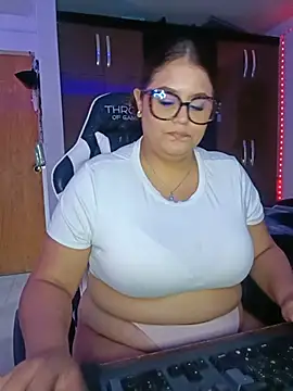 Snapshot of Bonny_rousse01 chatting on July 2026 03:03:02 PM Bonny rousse01 online show from July 2026 03:03:02 PM
