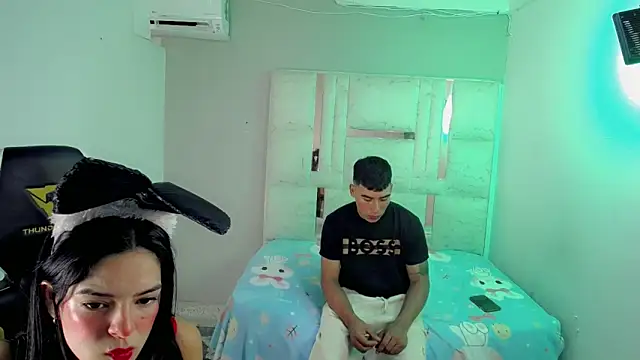 Nina and coby  online show from May 2026 09:32:02 PM