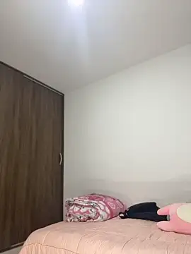 Snapshot of MelodyRey__ chatting on June 2026 12:57:01 AM MelodyRey online show from June 2026 12:57:01 AM