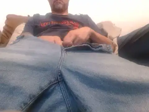 Snapshot of MrDontRush chatting on June 2026 01:21:02 AM MrDontRush online show from June 2026 01:21:02 AM