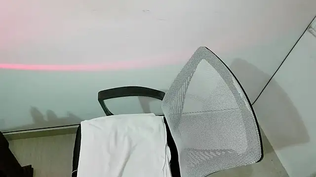 srghost333 online show from May 2026 02:52:02 AM