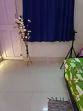 Snapshot of Lena_mahiyaa chatting on May 2026 01:27:01 PM Lena mahiyaa online show from May 2026 01:27:01 PM