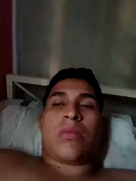 Snapshot of alee28728 chatting on March 2026 07:26:01 PM alee28728 online show from March 2026 07:26:01 PM