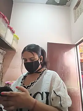 REENA-STRIP online show from May 2026 09:17:02 AM