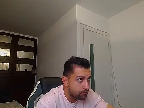 BryceReign online show from May 2026 04:28:02 AM