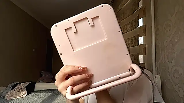 EffieCappaert online show from March 2026 10:09:02 AM