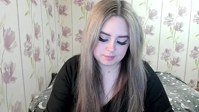 Agathameoww online show from May 2026 09:43:01 PM