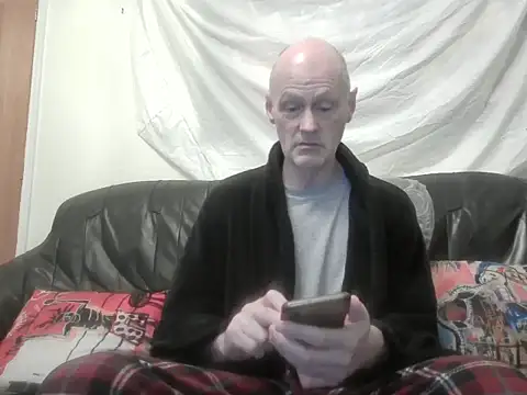 Useless Wanker online show from June 2026 01:18:01 AM
