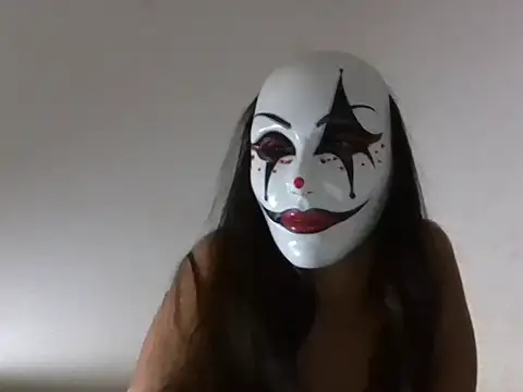 Maluy69 online show from March 2026 04:44:02 PM