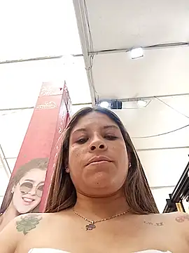 alanna6950 online show from July 2026 05:20:01 PM