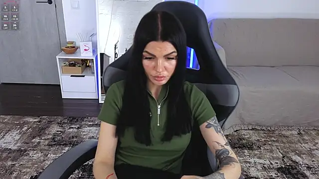 Snapshot of AnacondaOnn chatting on March 2026 06:46:01 PM AnacondaOnn online show from March 2026 06:46:01 PM