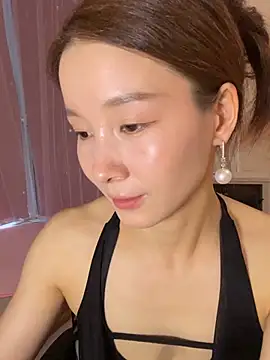Snapshot of Tingting-rd chatting on June 2026 10:38:02 AM Tingting-rd online show from June 2026 10:38:02 AM