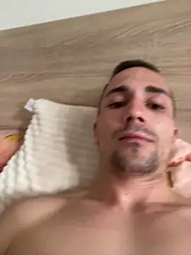 ZZZdickiee online show from March 2026 12:54:01 PM