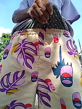 spittermasterpig1 online show from March 2026 08:42:01 PM