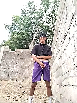 spittermasterpig1 online show from March 2026 03:24:01 PM